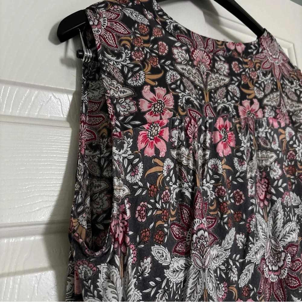 LOFT Floral Sleeveless Blouse size Large - Picture 5 of 8
